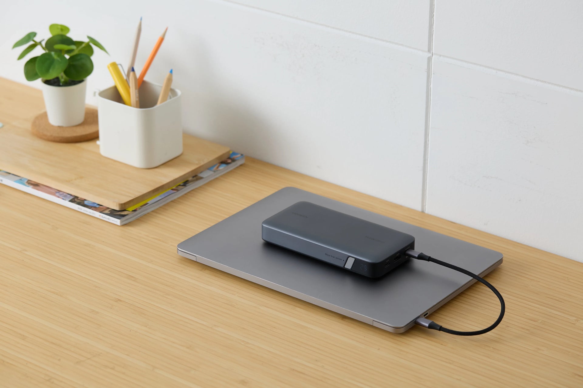 Power Bank vs Chargeur Portable : Quelle est la Vraie Différence ?