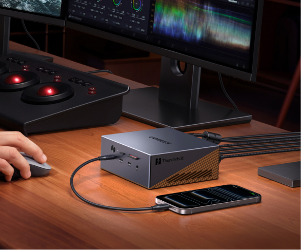 UGREEN Maxidok Station d’accueil Thunderbolt™ 5 17-en-1 – 8TB, double affichage 6K/8K pour Mac & Windows