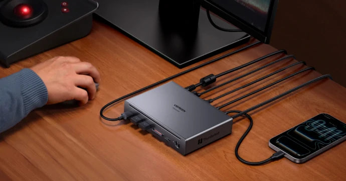 UGREEN Maxidok Station d’accueil Thunderbolt™ 5 10-en-1 avec Ethernet Gigabit – double affichage 6K/8K pour Mac et Windows